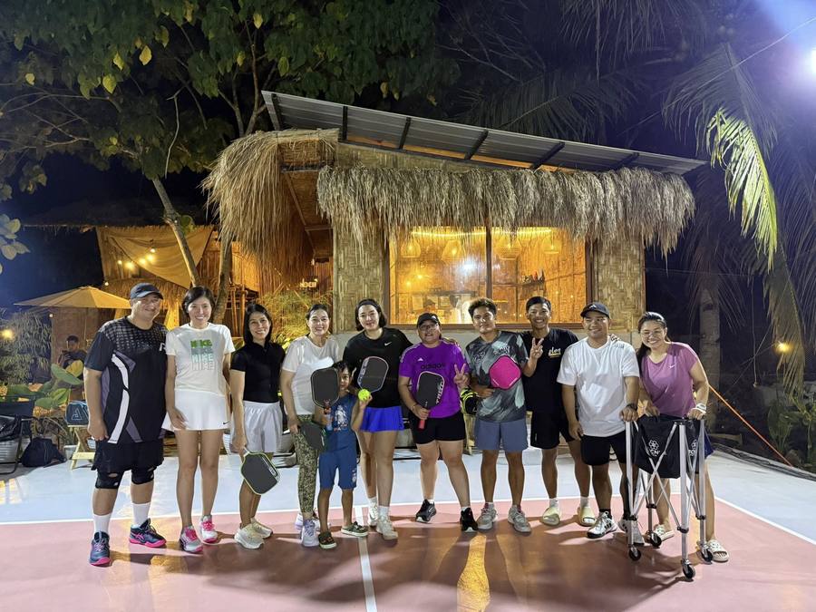 Players at Lakbai